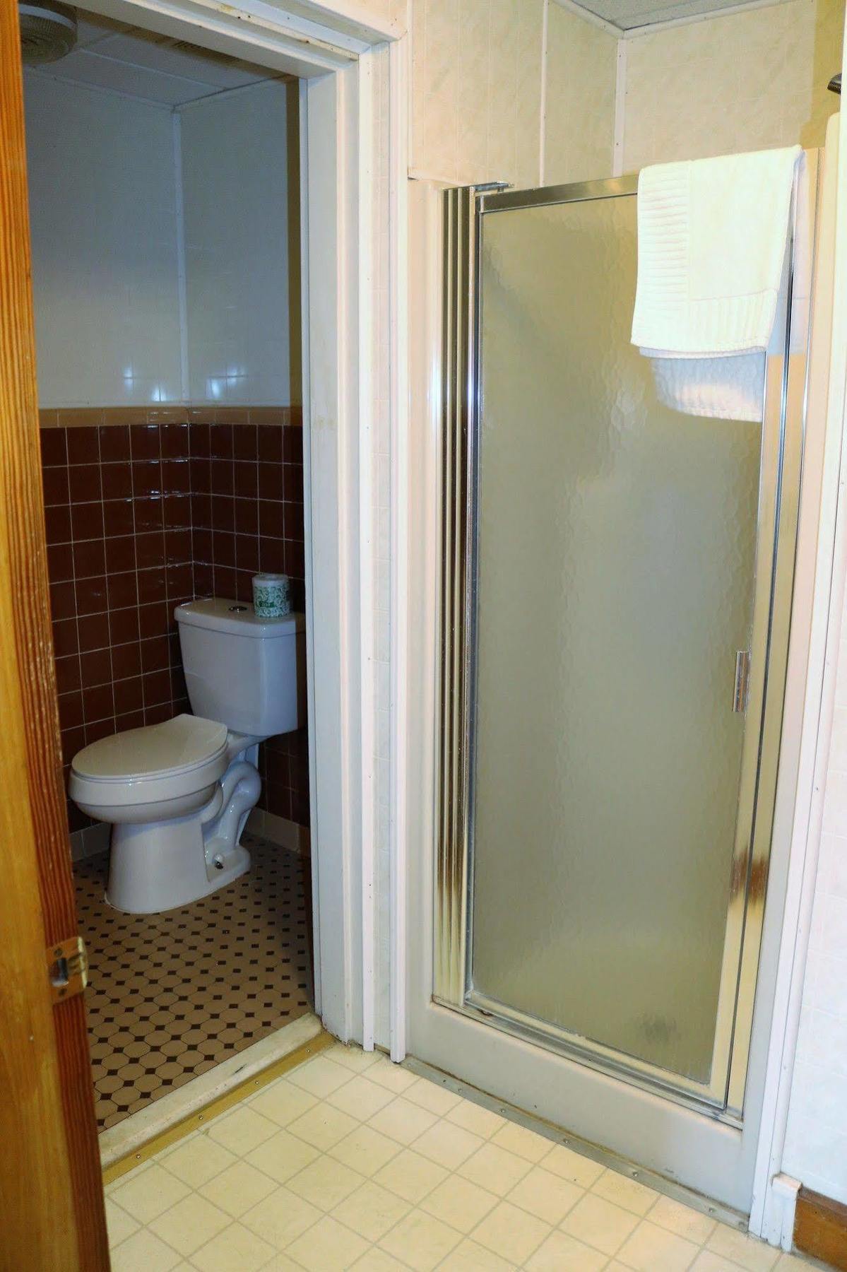 Rodeway Inn Harlan エクステリア 写真